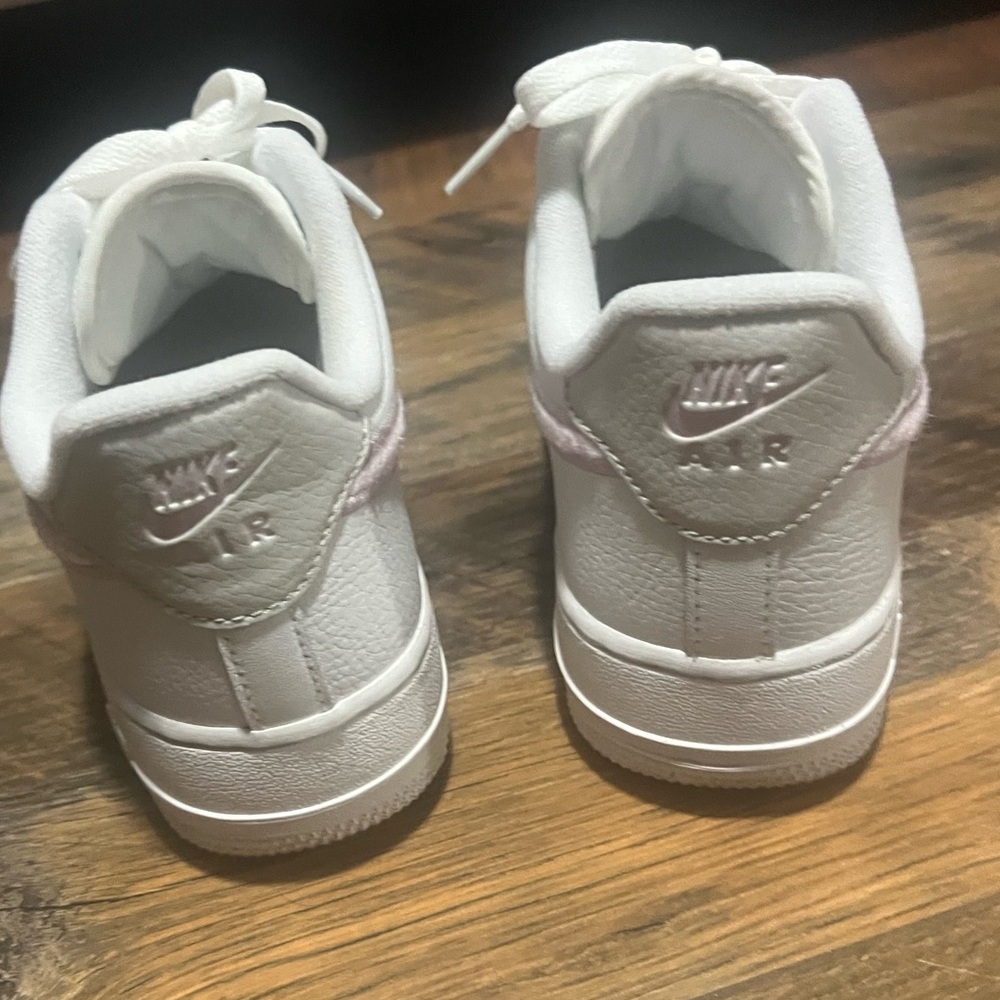 AIR FORCE 1 07 WMNS “Regal Pink” in Box - Picture 13 of 16
